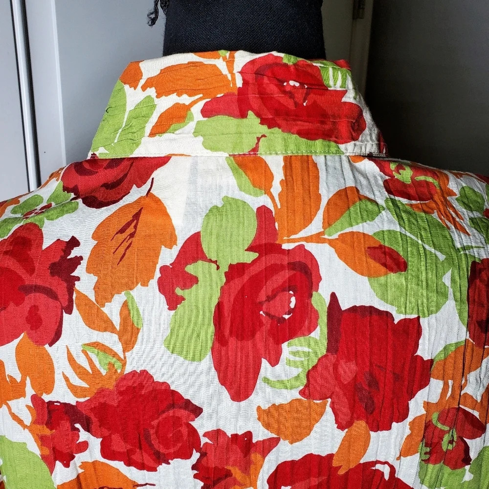 FIELDGEAR Women's Floral Ruffle Trim Buttondown Blouse Size Large NWOT - Picture 14 of 15